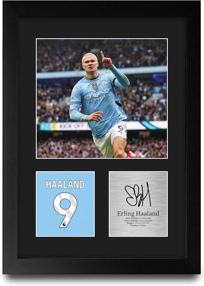 Voetbal Poster - Gesigneerde Foto - Fan Decoratie - Mat Zwart Passe-partout - A4 Formaat - Zwart