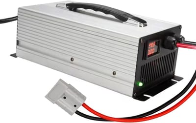 Acculader - Slimme Lader - Vorkheftruck Opladen - 3-fasen Laadtechnologie - 48V 30A - Zilver