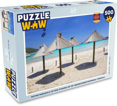 Puzzel Rieten parasols op een strand op de vakantiebestemming Corsica - Legpuzzel - Puzzel 500 stukjes