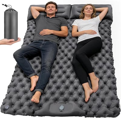 Dubbele Opblaasbare Kampeermat met Voetpomp en Twee Ingebouwde Kussens (190x123cm) – Comfortabele Waterdichte Luchtmatras voor Twee Personen