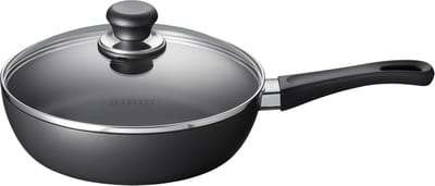 SCANPAN Hapjespan / Sauteerpan met deksel Classic Induction ø 24cm / 2 liter - geschikt voor alle warmtebronnen - standaard anti-aanbaklaag