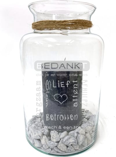 Windlicht/Vaas met tekst gravure: BEDANKT DAT JE ER VOOR ONS WAS. Zonder kaars en stenen. Cadeau-bedankje-special iemand. Het formaat is 30cm, 16cm doorsnede.