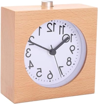 Wekker Radio - Nachtlamp Klok - Zacht Ontwaken - Houten Design - 10x10cm - Natuurlijk