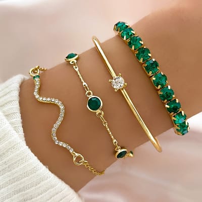 Sjika - Gouden Armbandenset Dames – 4 Delige Armbanden met Groene Zirkonia – Luxe Sieraden Set – Verstelbaar - Cadeau voor haar