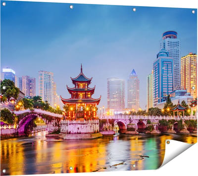 Gards Tuinposter Rivier bij Stad Guiyang in China - 120x90 cm - Tuindoek - Tuindecoratie - Wanddecoratie buiten - Tuinschilderij
