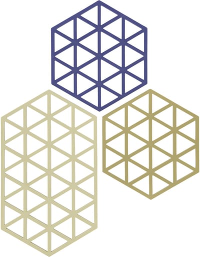 Zone Denmark Pannenonderzetter Triangles – Onderzetters Pannen – Hittebestendig tot 250°C – Vaatwasserbestendig – Siliconen – 24 x 14 x 0,9 cm – Khaki/Warm sand/Indigo – 3 stuks