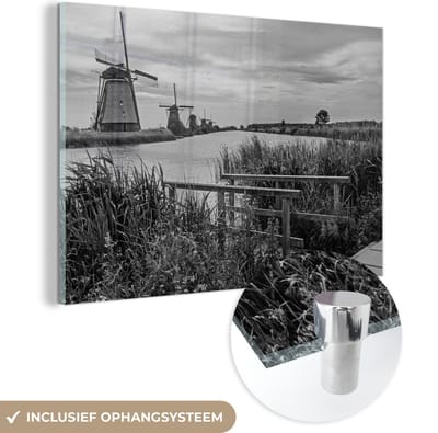 ® Glasschilderij 180x120 cm - Schilderij acrylglas - Molen - Nederland - Zwart - Wit - Foto op glas - Muurdecoratie woonkamer - Wanddecoratie slaapkamer - Schilderijen