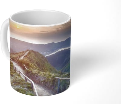 Mok - Koffiemok - Bergen - Zon - Natuur - Mokken - 350 ML - Beker - Koffiemokken - Theemok