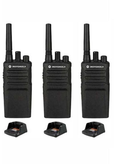 Set van 3 Motorola XT420 UHF IP55 PMR446 Portofoon met laders