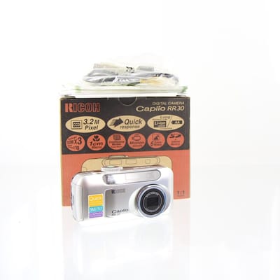 NOS in originele doos Ricoh Caplio RR30 3.2 megapixel digitale compact camera
