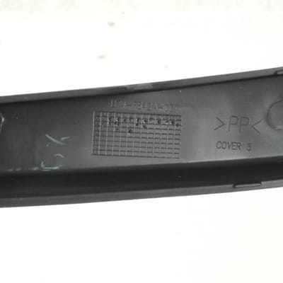 Support divers origine pour Scooter Yamaha 125 Xmax 2018 à 2022 B74-F842A / Pare-Brise / AVG Neuf