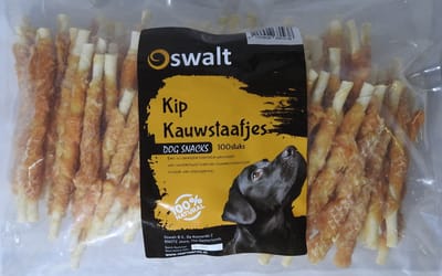 Oswalt kauwstaafjes met kip - gedraaide sticks met kip - 950 gram - 12,5cm - hondensnack