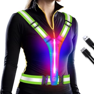 BOTC Hardloopvest met verlichting - 500 lumen, 5 RGB-lichtkleuren - Hardloop Verlichting aan voor - Inclusief kabel - Running vest - Hardlopen - Reflecterend - One size