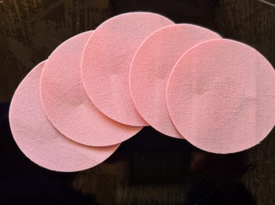 10 ronde sensorpleisters / fixatie pleisters / fixeer tapes / stickers voor de Freestyle Libre Sensor (FSL) - kleur roze