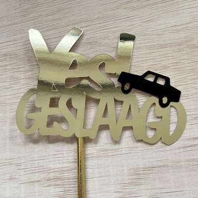 Taarttopper | Taart topper | Rijbewijs | Auto | Yes | Geslaagd | auto | spiegel karton | goud | 14 cm