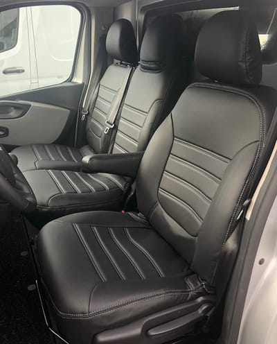 Pasvorm stoelhoezen Opel Vivaro B 2014-2019 (bijrijdersbank met split in de zitting en rugleuning) - Kunstleer zwart