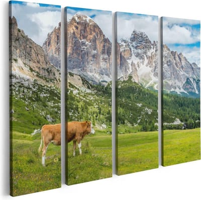 Artaza Canvas Schilderij Vierluik Bruine Koe In De Wei In De Bergen - 80x60 - Foto Op Canvas - Canvas Print
