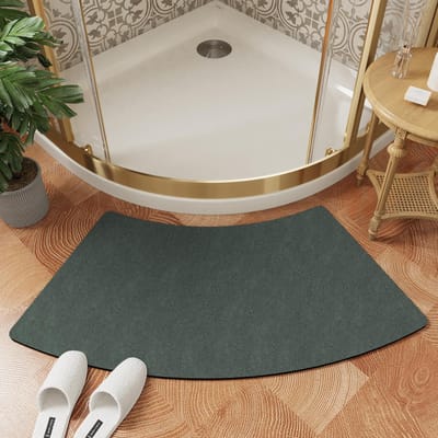 Boogvormige Diatomeeënaarde Badmat - Antislip Douchedeurmat, Super Absorberend & Sneldrogend, Dubbelzijdige Grip, Zacht Ademend 45x100cm