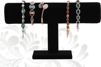 Armbandendisplay fluweel zwart 1 rol ©Pippashop