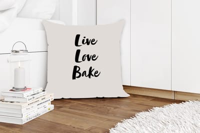 Sierkussens - Kussentjes Woonkamer - 50x50 cm - Quotes - Liefde - Live Love Bake - Bakken - Spreuken