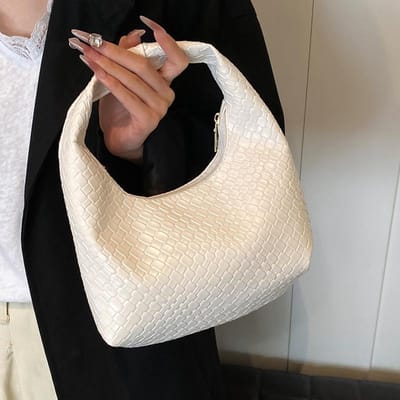 High-end Geweven Tas Herfst en Winter Nieuwe Retro Okseltas Dames Ins Niche Textuur Schoudertas white