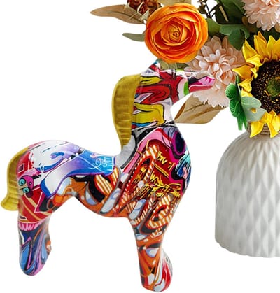 Paardenbeeld - Kunsthars figuur - Woonkamer decoratie - Antislip bodem - 26x26x11 cm - Gekleurd