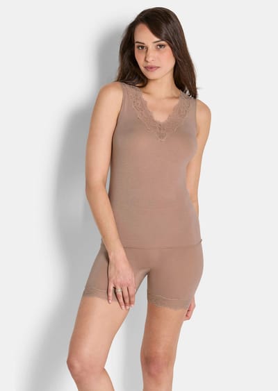 Hemden met kant aan de halslijn - beige - Gr. 36/38 van Goldner Fashion