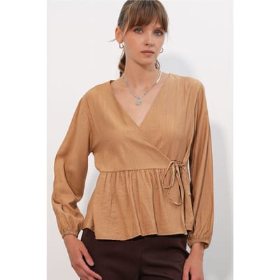 V-hals Blouse met Strikdetail en Kreppé