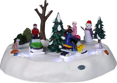 Lemax - Snowmobile Fun, B/o (4.5v) - Kersthuisjes & Kerstdorpen