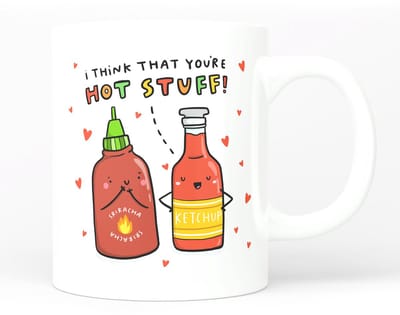Creasowl® I Think That You’re Hot Stuff Mok 325 ml – Valentijn - Grappige Koffiemok met Tekst – Witte Keramische Mok – Origineel & Speels Valentijns Cadeau