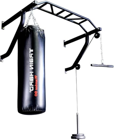 Optrekstang met Kabeltrek - Krachtstation Wandmontage - Krachtraining Thuis - Geïntegreerde Bokszakhouder - 120 cm Breed - Zwart