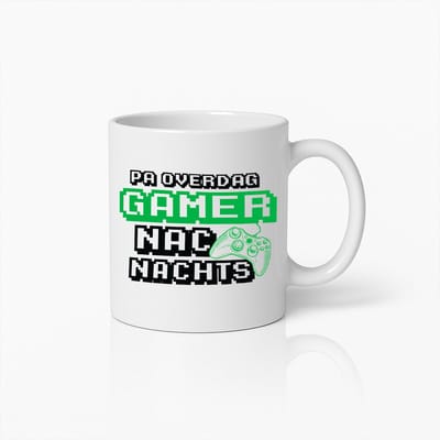 Gamer Papa Mok – 'Pa Overdag, Gamer Nachts' Grappige Gaming Koffiebeker