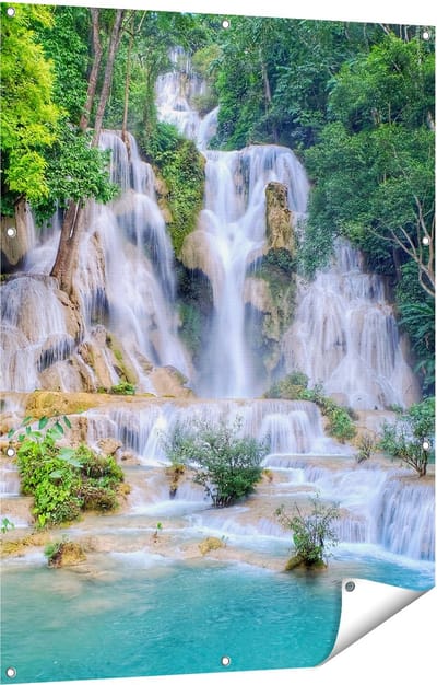 Gards Tuinposter Waterval in het Tropische Natuur - 90x120 cm - Tuindoek - Tuindecoratie - Wanddecoratie buiten - Tuinschilderij