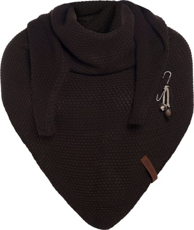 Knit Factory Coco Gebreide Omslagdoek - Driehoek Sjaal Dames - Dames sjaal - Wintersjaal - Stola - Wollen sjaal - Bruine sjaal - Donkerbruin - 190x85 cm - Inclusief sierspeld
