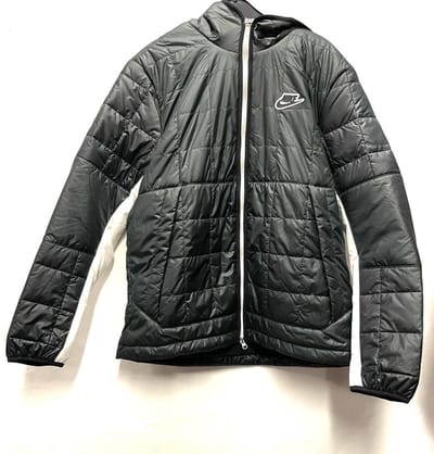 Nike sportswear fill Maat M