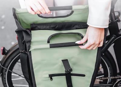 Famanu - Fietstas voor bagagedrager met uitneembaar koelelement – bruikbaar als bagagedragertas, fietstas, draagtas 23 liter, Kleur: Groen