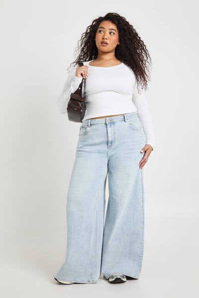 boohoo Dames De Plus Mid Waist Wijde Pijpen Jeans | Vintage Bleach | Maat: 24/30L