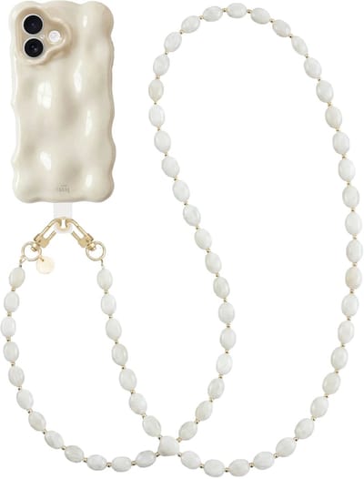 xoxo Wildhearts Bubbly case Cloud Dancer - Ocean Sand Cord (lang) - Geschikt voor iPhone 17 - Hoesje met bobbeltjes inclusief telefoonkoord - Krullende golfvorm - schokbestendig - Telefoonhoesje met koord - Koord ook afneembaar - Beige