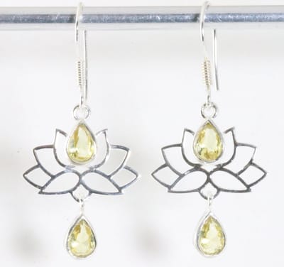 Zilveren lotus oorbellen met citrien
