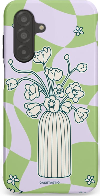 Casetastic Hoesje Geschikt voor Samsung A26 - Stijlvolle Beschermende Duo-layer Case - Bosje vol groen