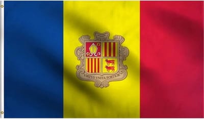 Scoby - Andorraanse Vlag - Andorran Flag - Andorra - 90x150cm - Original Colors - Strong Quality - Inclusief Bevestigingsringen