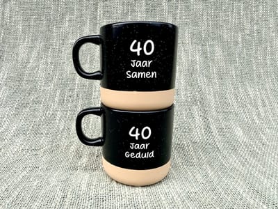 Mokken set - 40 jaar getrouwd - 40 jaar getrouwd cadeau - 40 jaar getrouwd versiering - 40 jaar getrouwd kaart - Robijn huwelijk - 40 jaar huwelijk - 40 jaar huwelijk cadeau - Trouwdag - Trouwdag cadeau - Trouwdag jubileum