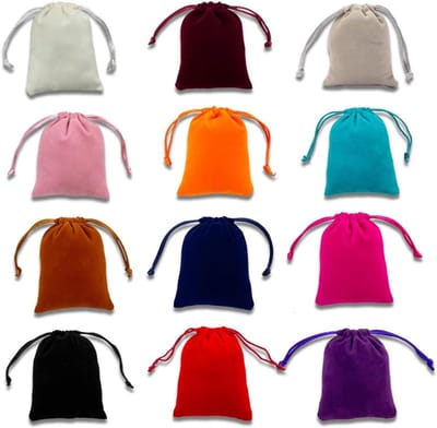 Dailygoods- Fluwelen Zakjes 24 Stuks - Cadeauzakjes - Sieradenzakjes - Bruiloft - Feest - 9 x 7 cm - Trekkoord