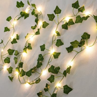 Daity Lichtslinger met bladeren - kunstmatige klimop met lichtslinger - klimopslinger met lichtslinger voor binnen 2 m - groene klimop met 20 ledlampjes - decoratie van lenteplanten voor bruiloften