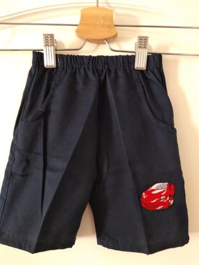 Donkerblauwe korte broek voor jongens maat 92