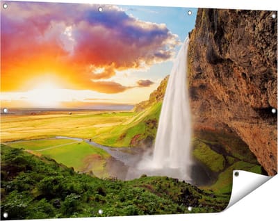 Gards Tuinposter Waterval in IJsland met Zonsondergang - 120x80 cm - Tuindoek - Tuindecoratie - Wanddecoratie buiten - Tuinschilderij