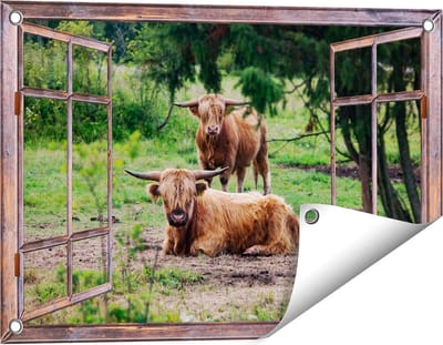 Gards Tuinposter Doorkijk Twee Schotse Hooglanders in de Bossen - 60x40 cm - Tuindoek - Tuindecoratie - Wanddecoratie buiten - Tuinschilderij