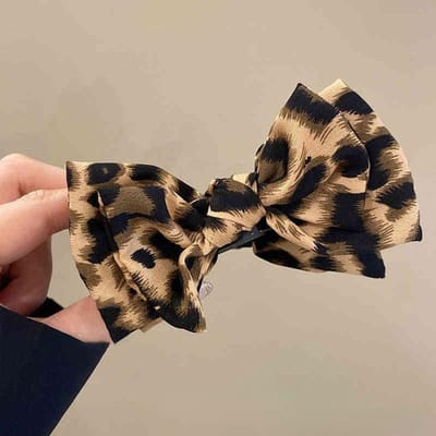 1 pièce Pince à cheveux nœud léopard - Tissu rétro et à la mode. Pince Shark Fixe Idéale pour Toutes les Coiffures, les Rendez-vous et le Port Quotidien Size fits all