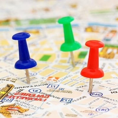 Multicolor push pins set van 200 stuks, metalen punaises voor prikbord, foto's en stoffen markeren, ideaal voor thuis en op kantoor