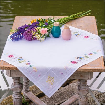 Vervaco - Aïda tafelkleed kit - Viooltjes - PN-0205041 - Borduren - Borduurpakket - Borduurpakket volwassenen - Borduurpakket kind